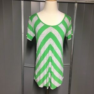 LULAROE Classic Green Gray Chevron Striped Tee, XS
